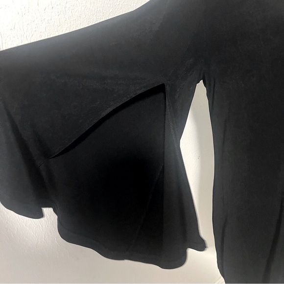 Travelers by Chico's Women’s Size Large Elegant Black Blouse Gold Accent EUC - Picture 4 of 10